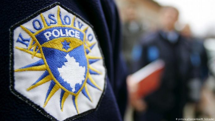 Kosovska policija (Foto: Radio Kosovska Mitrovica)