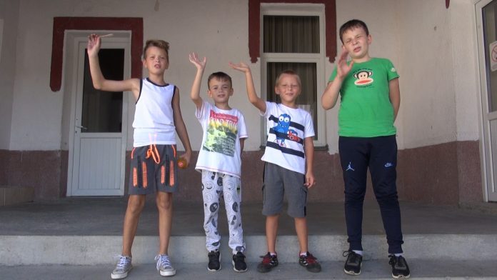 Deca Metohije - Velika Hoča (Foto: Radio Goraždevac)