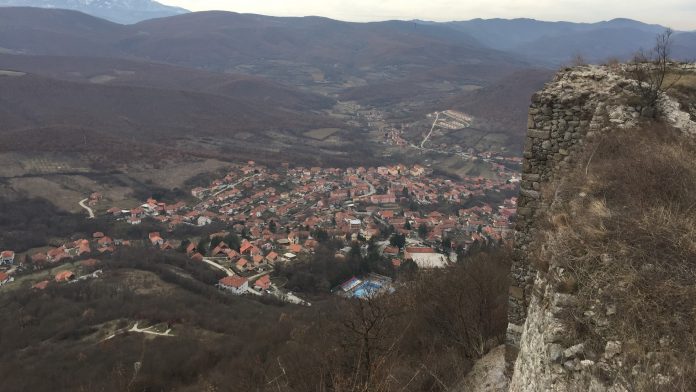 Zvečan (Foto: Radio Kontakt Plus) Zvečan (Foto: Radio Kontakt Plus)