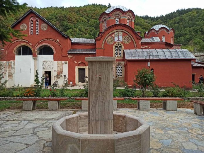 Pećka Patrijaršija (Foto: Radio Goraždevac) Pećka Patrijaršija (Foto: Radio Goraždevac)