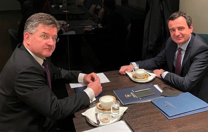Miroslav Lajčak i Aljbin Kurti (Foto Tviter/Miroslav Lajčak)