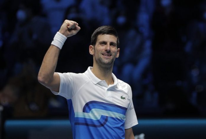 1637433674-2021-11-19T212231Z_1857220158_UP1EHBJ1NDHH8_RTRMADP_3_TENNIS-ATPFINALS-750x506