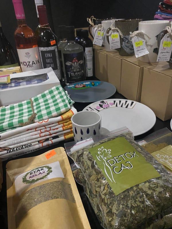 Peti bazar i neprocenjivi osećaj da ste nekom pomogli 10 aqUW7rAaF4G5mGNQ 34465 bazar 6