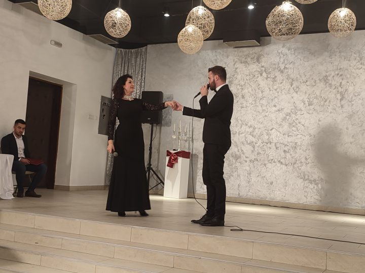 Svetosavski bal u Zubinom Potoku – umetnost, prefinjenost, elegancija i stil na jednom mestu 2 1643321778167 720x540 1