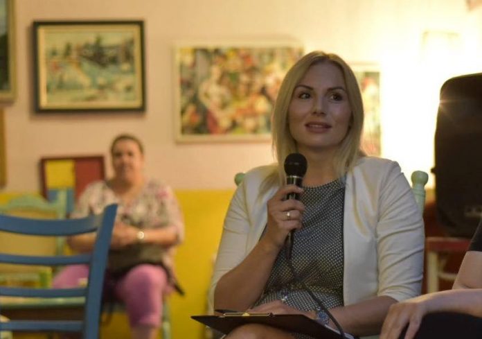 (Foto: Radio Mitrovica sever i Radio Kontakt Plus)