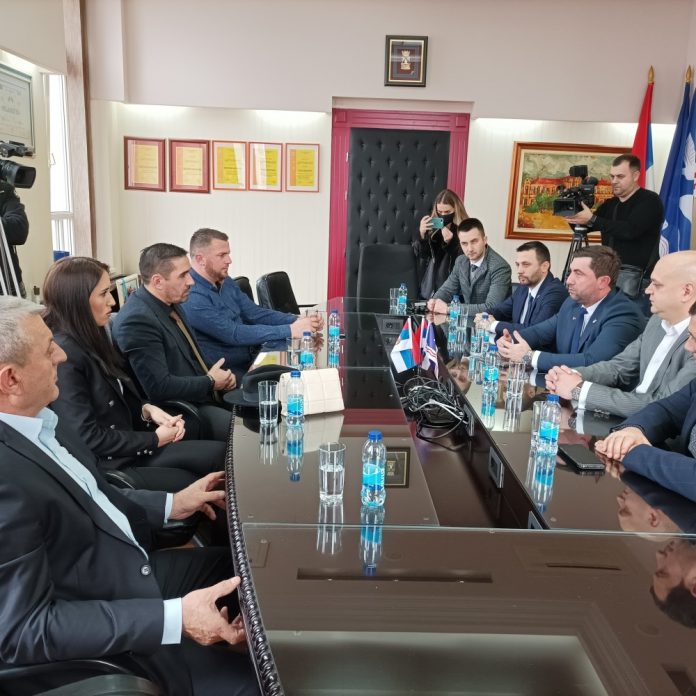 Delegacija_Kosova