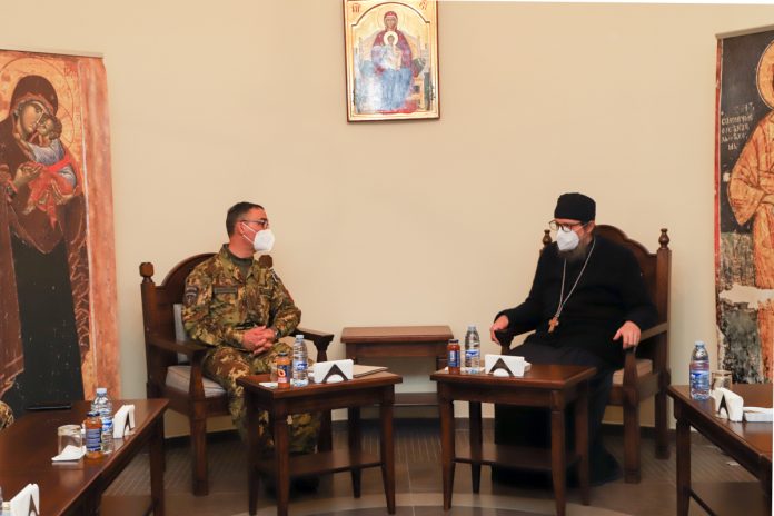 Sastanak Komandanta KFOR-a i oca Save Janjića (Foto: KFOR)