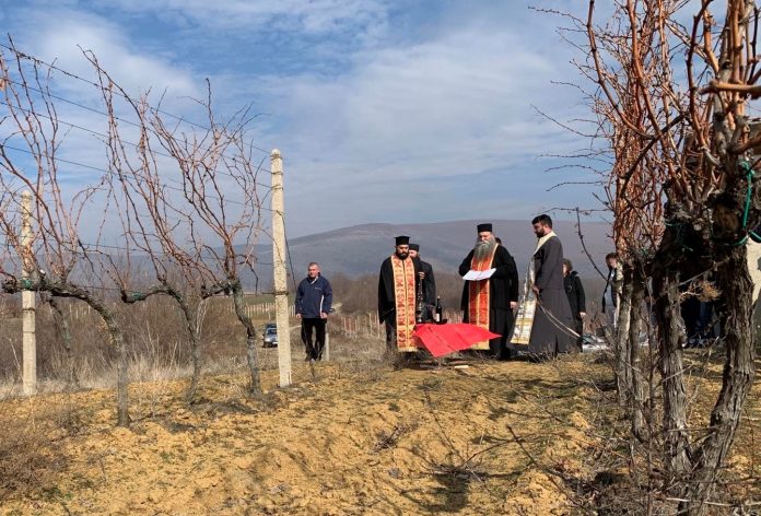 Orezivanje loze u Velikoj Hoči (Foto: Radio Goraždevac)