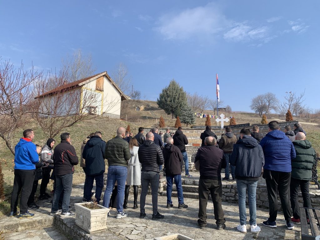 Trifundan u Velikoj Hoči: Orezana loza i osveštan krst 1 IMG 4773