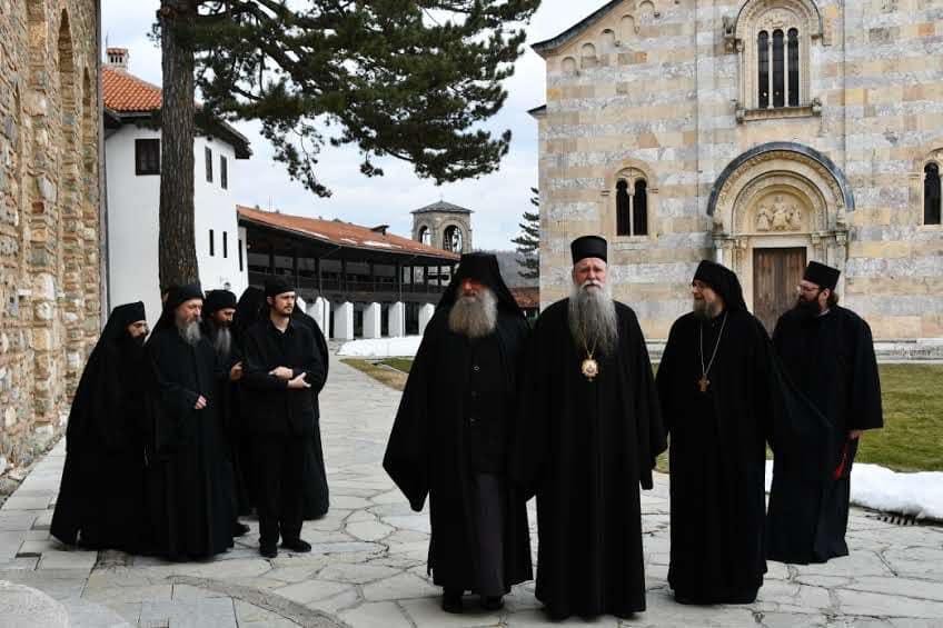 Mitropolit crnogorsko-primorski Joanikije posetio Pećku patrijaršiju i Visoke Dečane 2 IMG 4725