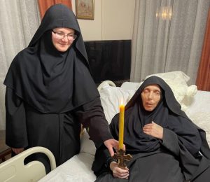 Episkop Teodosije zamonašio Svetlanu Božović i dao joj monaško ime Vasilija 1 Vasilija