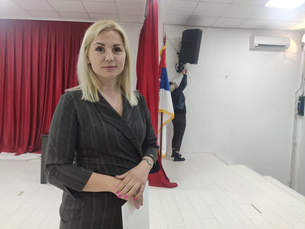 Danica Dančetović, Elena Popović i Ana Mihajlović pobednice okružne smotre recitatora 2 Da6iDdUsq2IPUcSN 35973 Okruzno5