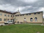 Mural posvećen deci stradaloj u Goraždevcu 1 Mural Ivana Jovovica i Panta Dakica 1