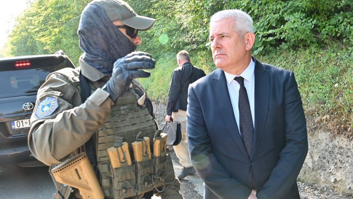 svećlja-polaganje-venca-zupče