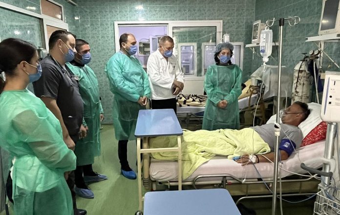 Ranjeni Mirić u bolnici (Foto: Kancelarija za KiM)