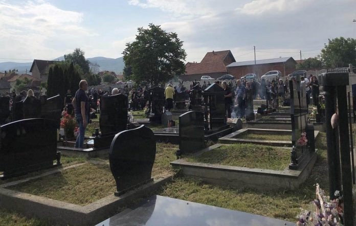 Groblje u Gračanici (Foto: Kim arhiva)