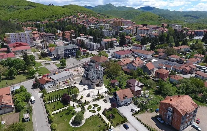 Panorama Leposavića (Foto: leposavic.net) Panorama Leposavića (Foto: leposavic.net)
