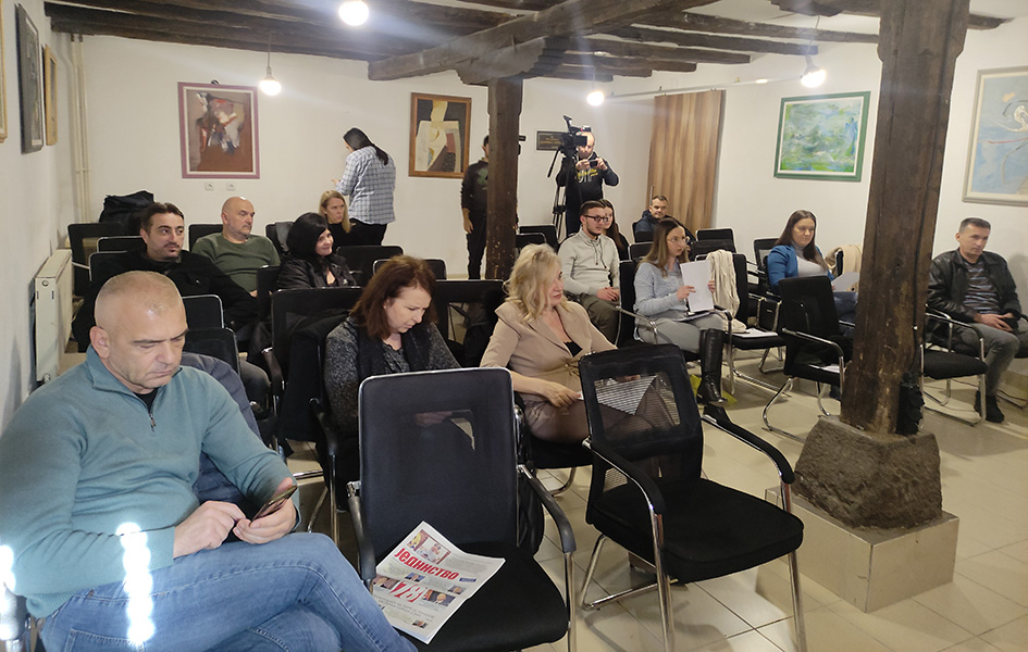 Gračanica: Usvojen Godišnji izveštaj o radu DNKiM 1 16720710459544 1672061851667