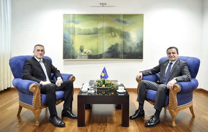 Nenad Rašić i Aljbin Kurti (Foto: Kabinet premijera Kosova)