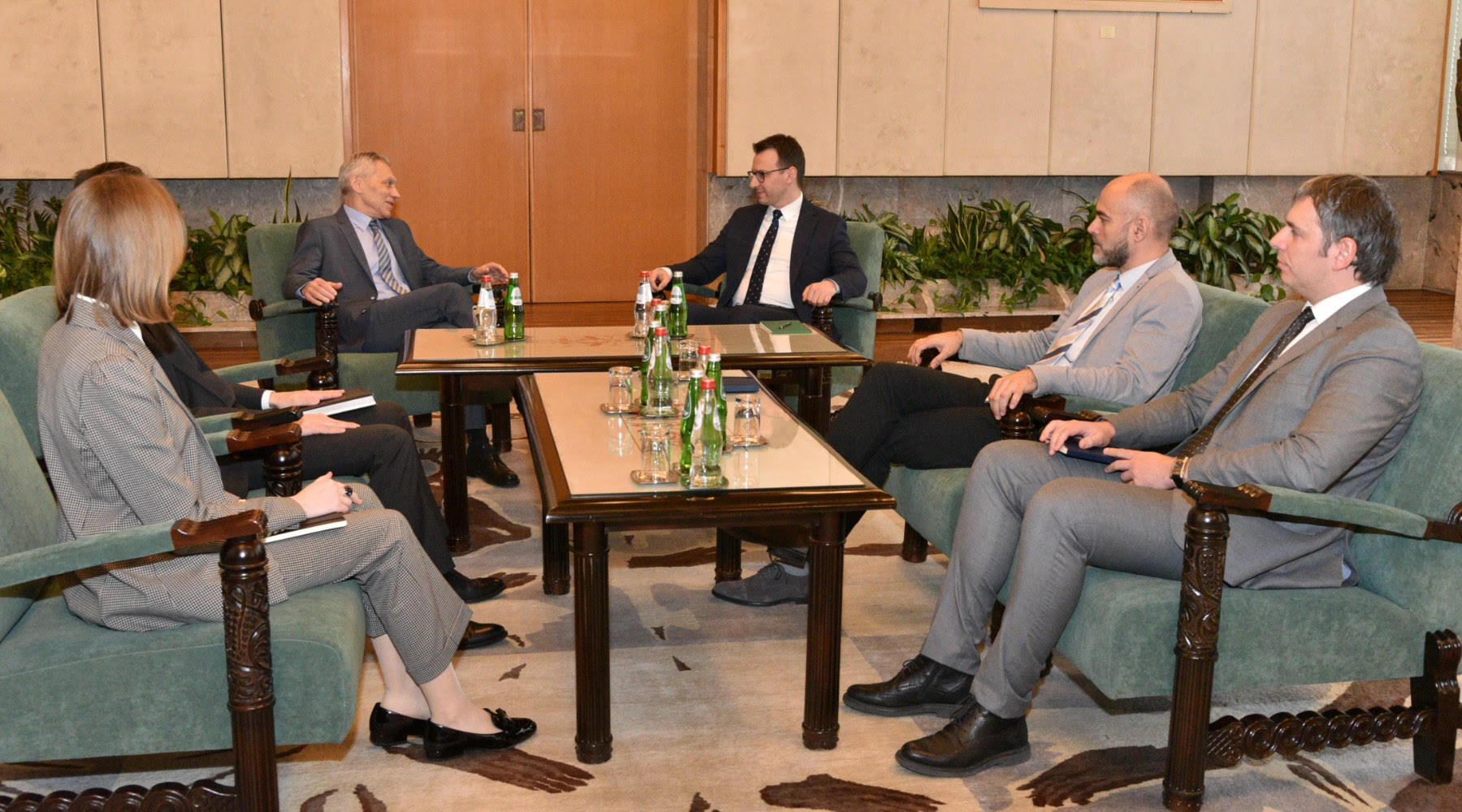 Petar Petković razgovarao je danas sa ambasadorom Ruske Federacije Aleksandrom Bocan-Harčenkom 1 unnamed 4