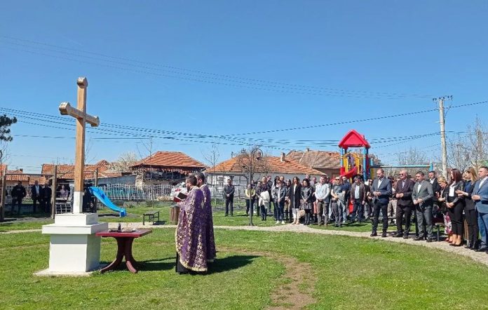 Sa parastosa povodom 24. godišnjice od početka bombardovanja (Foto: Kim)
