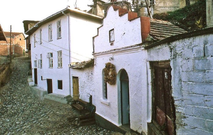 1681932188209_1crkva_svetog_pantelejmona_u_prizrenu___foto_fejsbuk___