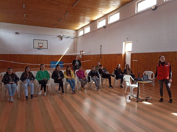 Trening Crvenog krsta u Goraždevcu (Foto: Radio Goraždevac)