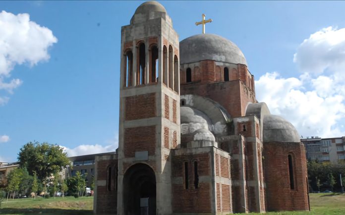 Hram Hrista Spasa u Prištini