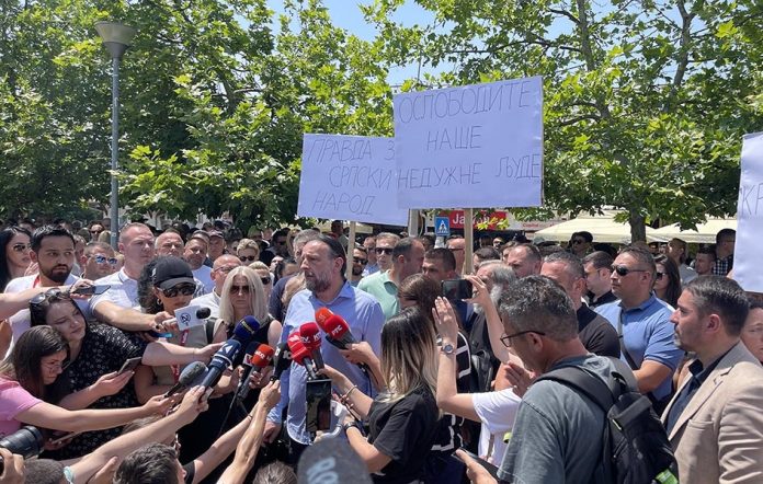 Živojin Rakočević na protestu (Foto Kim) Živojin Rakočević na protestu (Foto Kim)