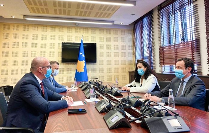 Goran Rakić i Dalibor Jevtić na sastanku sa Aljbinom Kurtijem i Vjosom Osmani, mart 2021. godine (Foto: Ekonomia online)