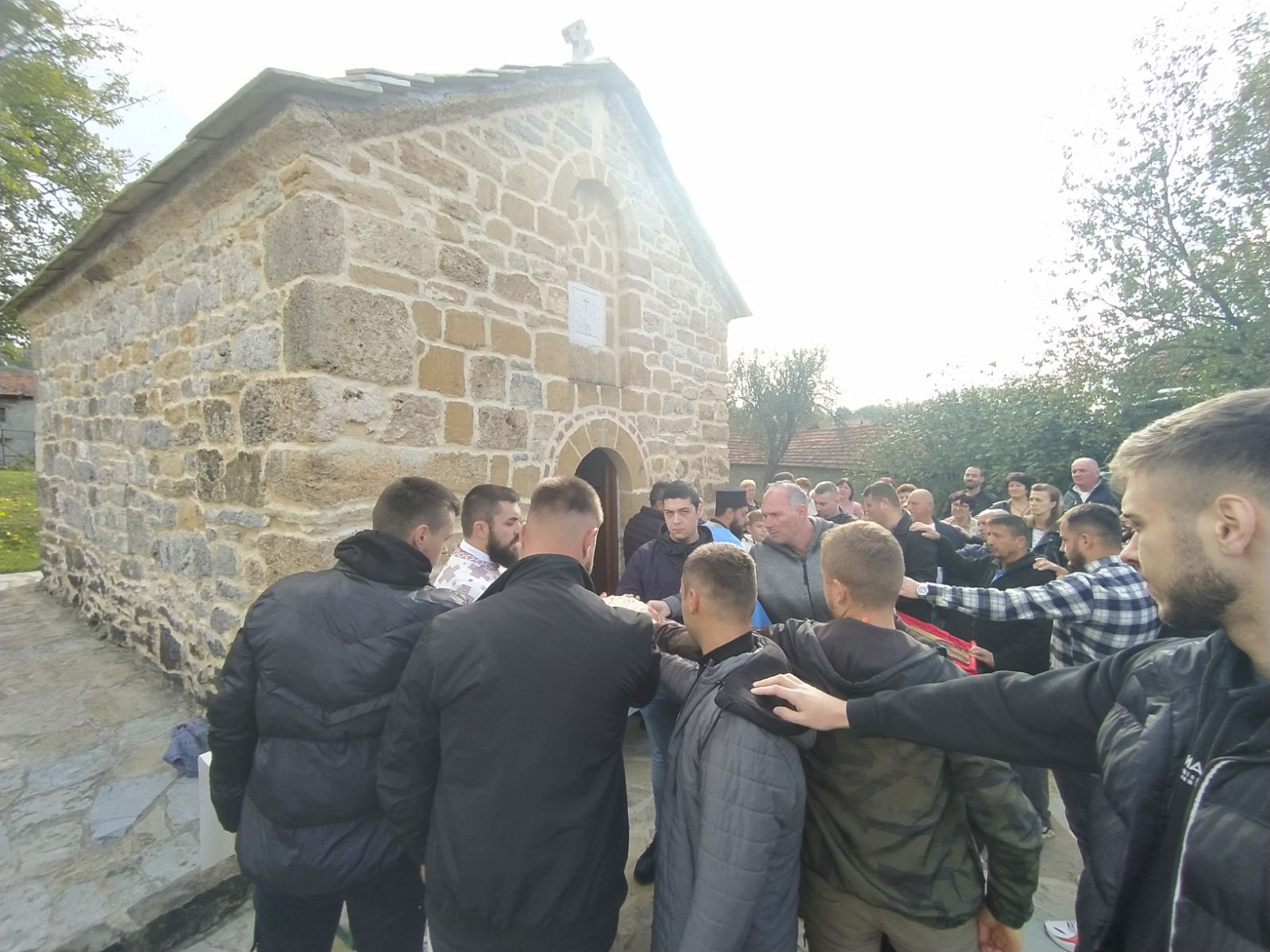 Velika Hoča: Proslavljen Sveti apostol i jevanđelist Luka 2 IMG 87dcff09e6a0834e5a55b93d3470deaa V