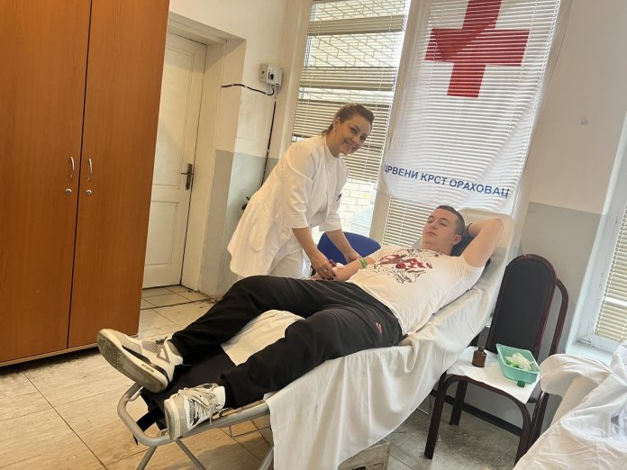 Akcija dobrovoljnog davanja krvi u Orahovcu (Foto: Radio Goraždevac)