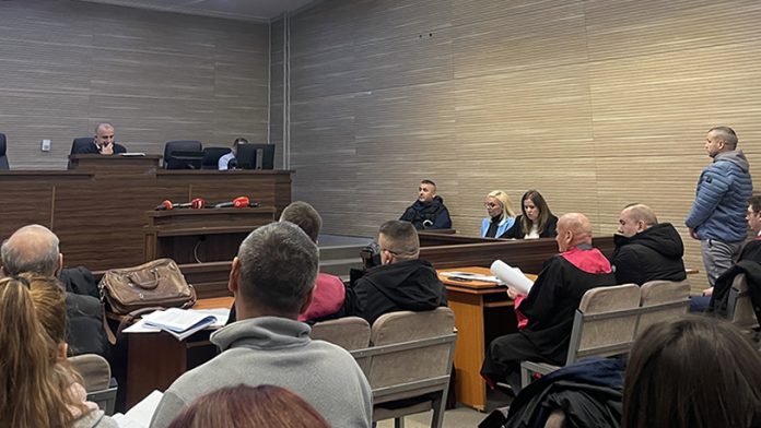 Detalj-sa-sudjenja-u-Pristini-Foto-Kim