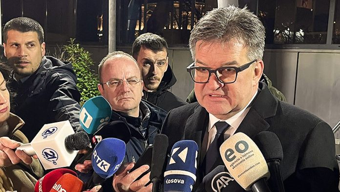Miroslav Lajčak nakon razgovora sa Aljbinom Kurtijem u Prištini (Foto: Kim)