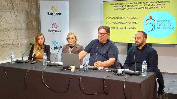 Sa konferencije u Barabar centru u Prištini (Foto: Kim)
