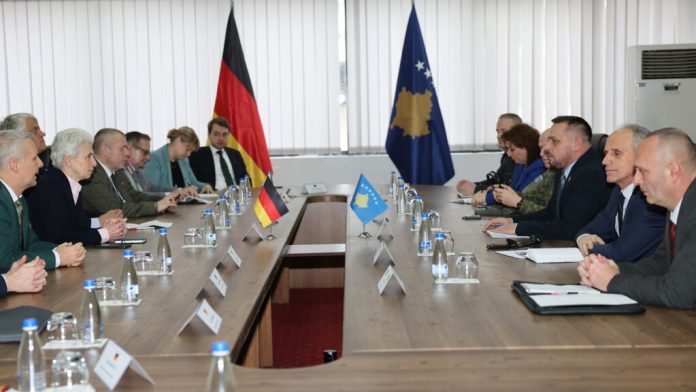 Detalj sa sastanka (Foto Ministarstvo unutrašnjih poslova) Detalj sa sastanka (Foto Ministarstvo unutrašnjih poslova)