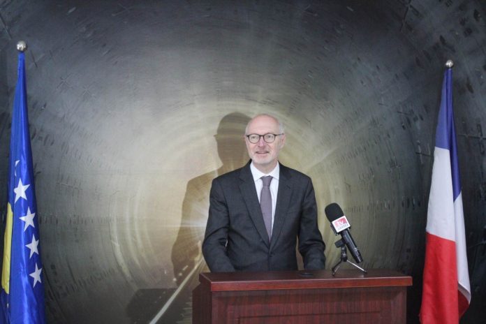 Olivije Gero (Foto: Fejsbuk, Ambasada Francuske na Kosovu) Olivije Gero (Foto: Fejsbuk, Ambasada Francuske na Kosovu)
