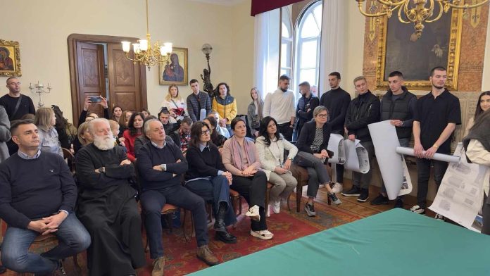 Studenti arhitekture u studijskoj poseti gradovima Severne Italije (Foto: Dom kulture Gračanica)