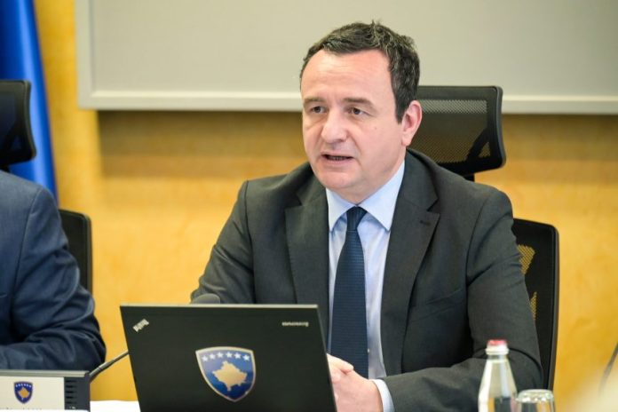 Foto: Zvaničan Fejsbuk nalog kosovskog premijera