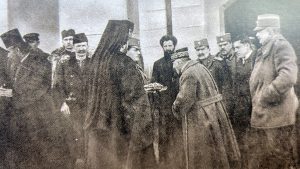 Da li je u Prištini zavladao očaj zbog Makronove objave i kome smeta ćirilica 2 Svecani docek generala D Eperea u Gracanici 1924 godine Foto licna arhiva Milutina Milisavljevica