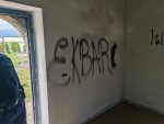 Crkva Sv. Trojice kod Peći ispisana grafitima verske mržnje 3 436733378 1467268380542909 1826628287764416931 n 1536x1152 1