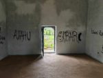 Crkva Sv. Trojice kod Peći ispisana grafitima verske mržnje 4 441164251 7687300031328268 8934644109336375281 n 1536x1152 1