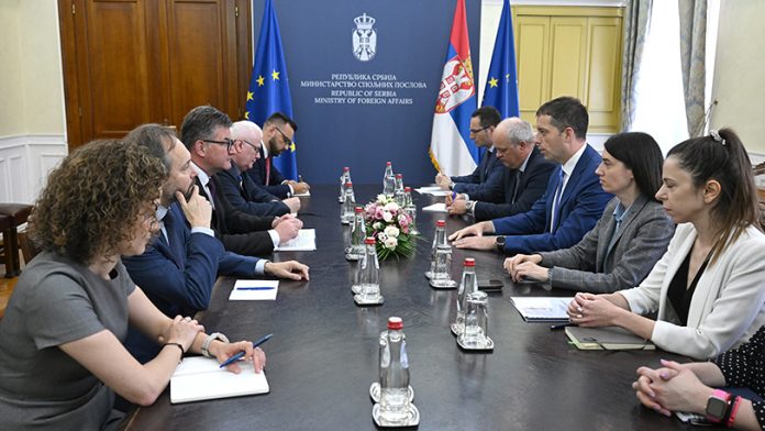 Ministar spoljnih poslova Srbije Marko Đurić i specijalni izaslanik za dijalog Beograda i Prištine Miroslav Lajčak (Foto: Zoran Žestić/Kosovo Online)
