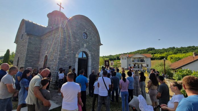 Obeležavanje hramovne slave u Osojanu (Foto: Radio Goraždevac) Obeležavanje hramovne slave u Osojanu (Foto: Radio Goraždevac)
