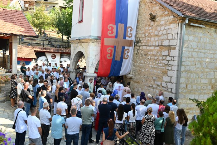 Slava u Orahovcu (Foto: Radio Goraždevac) Slava u Orahovcu (Foto: Radio Goraždevac)