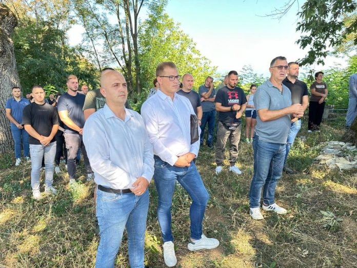 IMG_2260 Godišnjica stradanja dece u Goraždevcu (Foto: Radio Goraždevac)