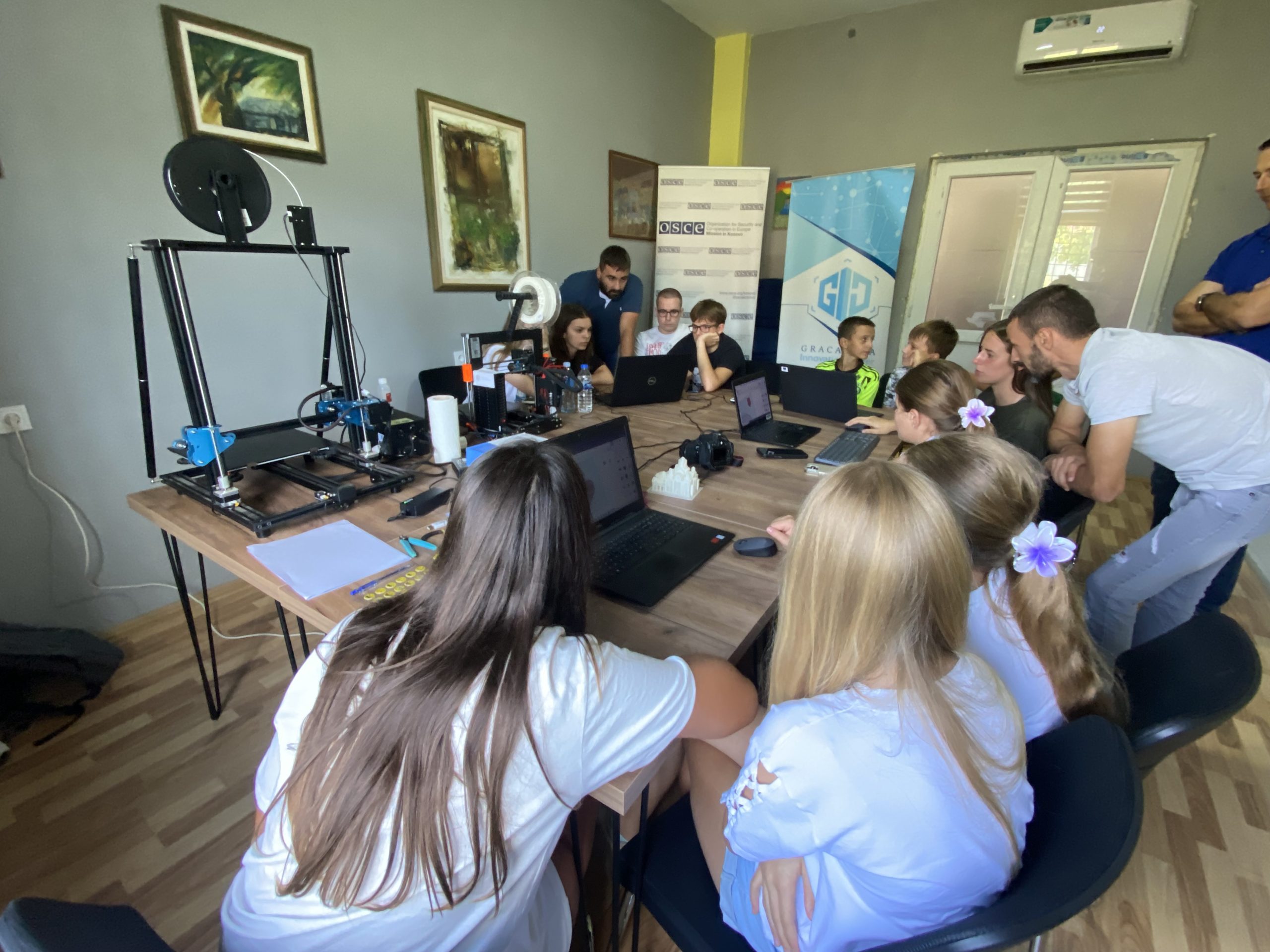Prvi trening o inovacijama u Goraždevcu 2 Trening o inovacijama u Goraždevcu (Foto: Radio Goraždevac)