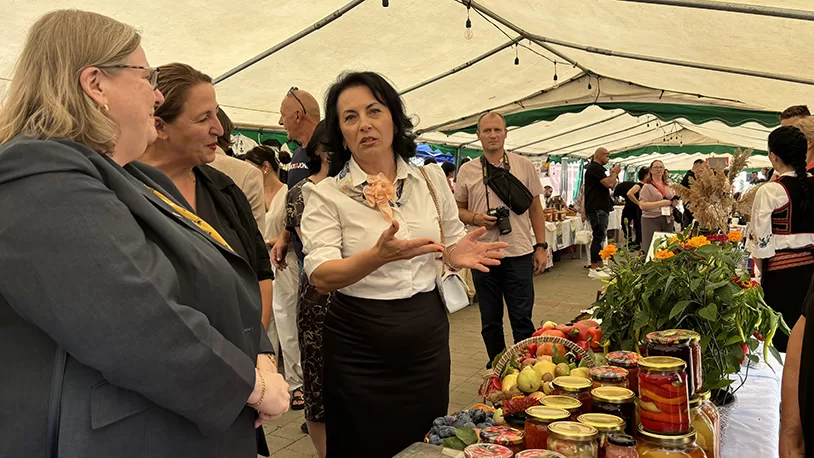 Gračanica: Prvi sajam tradicije i kulture i šesti Međuopštinski sajam meda 3 IMG 9391