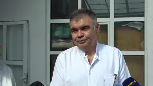 Miladinov posetila porodilište u Gračanici: U dve nedelje juna rođeno 27 beba 2 Direktor Kliničko-bolničkog centra (KBC) Gračanica Bratislav Lazić (Foto: Kim)