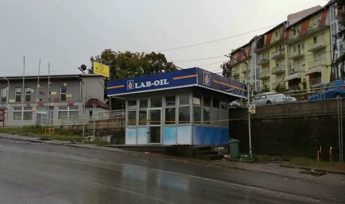Benzinska pumpa u Zvečanu (Foto: Radio Kontakt Plus) Benzinska pumpa u Zvečanu (Foto: Radio Kontakt Plus)